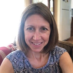 Meet your Posher, Caroline